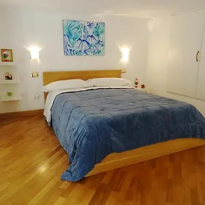 https://mezzocannone-holiday-house.hotels-amalfi.com